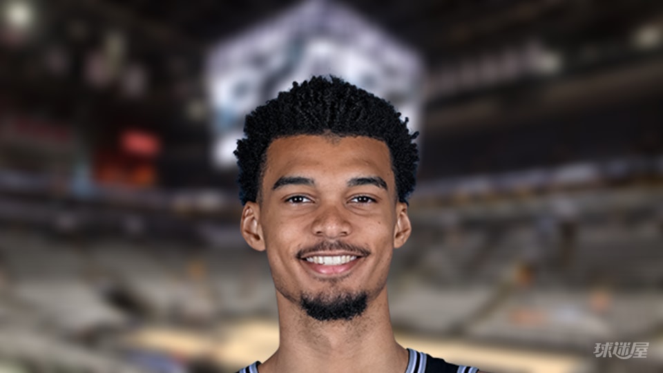 NBA每日篮板王:维克托·文班亚马15篮板(2026年05月05日)