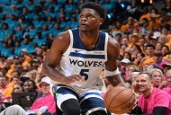 NBA官方赞永远可以相信他!爱德华兹火线复出18分 决战半节11分救主 附森林狼vs马刺G1全场录像回放
