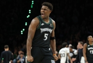 森林狼2-2扳平马刺!NBA半决赛战报:华子36分末节狂轰16分 文班亚马二级恶犯遭驱逐 附录像回放