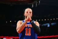 NBA季后赛录像完整版-尼克斯vs老鹰G6全场回放（5.1）阿奴诺比29分+42效率值 附比赛数据战报