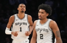 马刺濒临绝境但仍有希望!ESPN:哈珀G3该进首发解放文班亚马