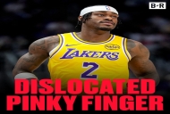 NBA湖人队最新消息：范德比尔特遭遇严重的右手小指完全脱臼 詹姆斯直言他钢铁一样硬，特别能扛
